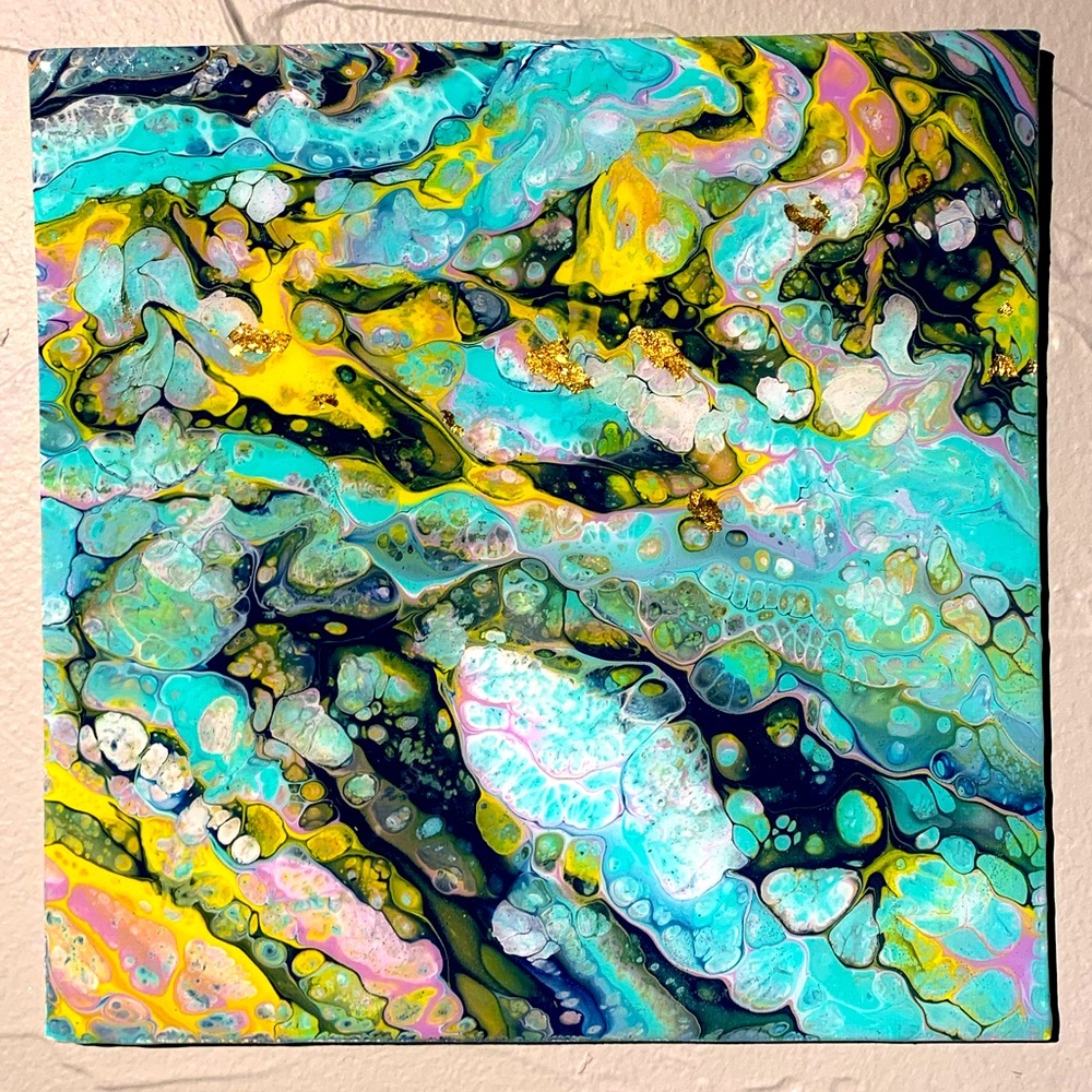 Abstract acrylic pour panting
